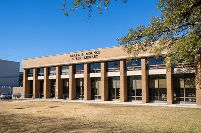 Clara B. Mounce Public Library.