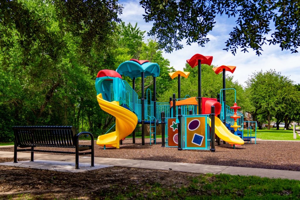 Photo of the new Shirewood playground. 