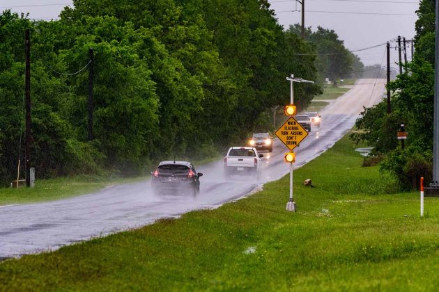 watch for flooding sign.