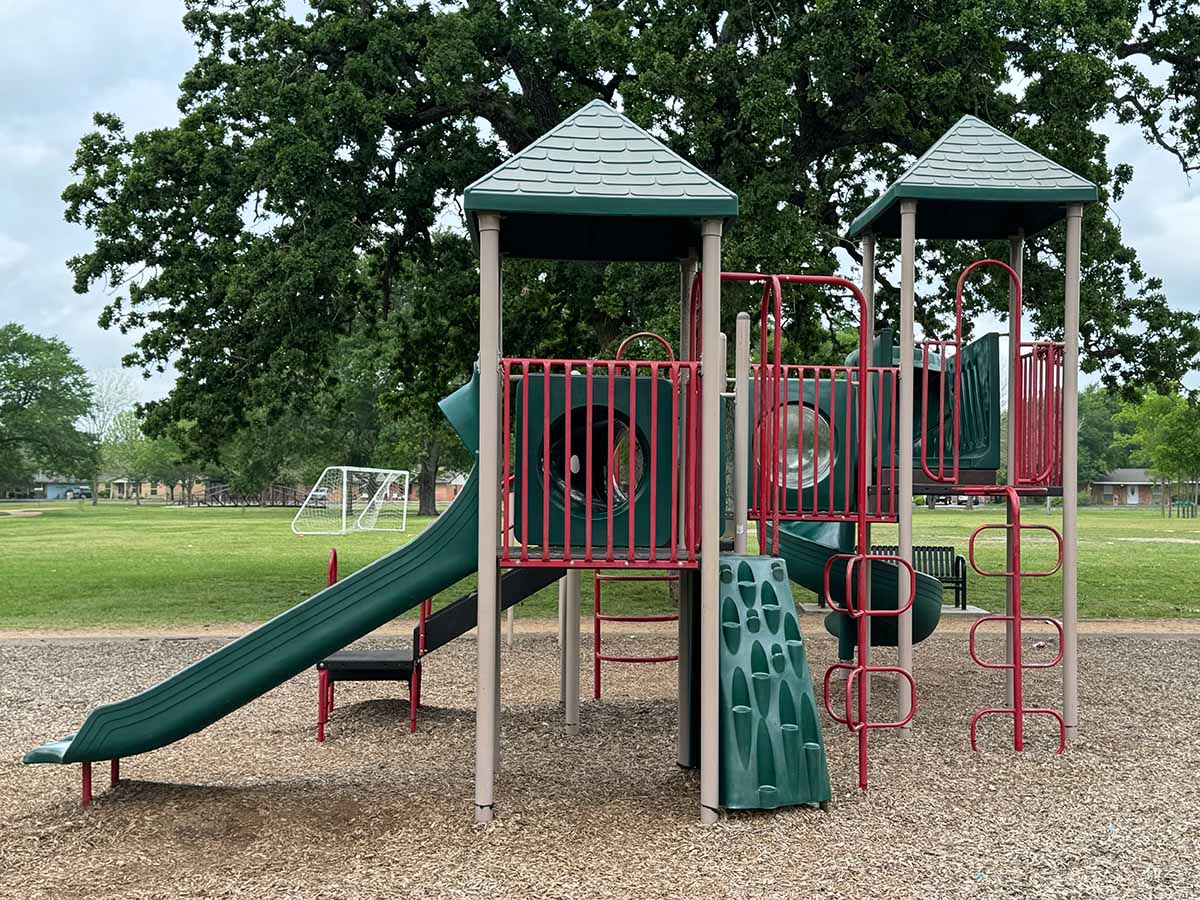 existing Bonham Park playground equipment.